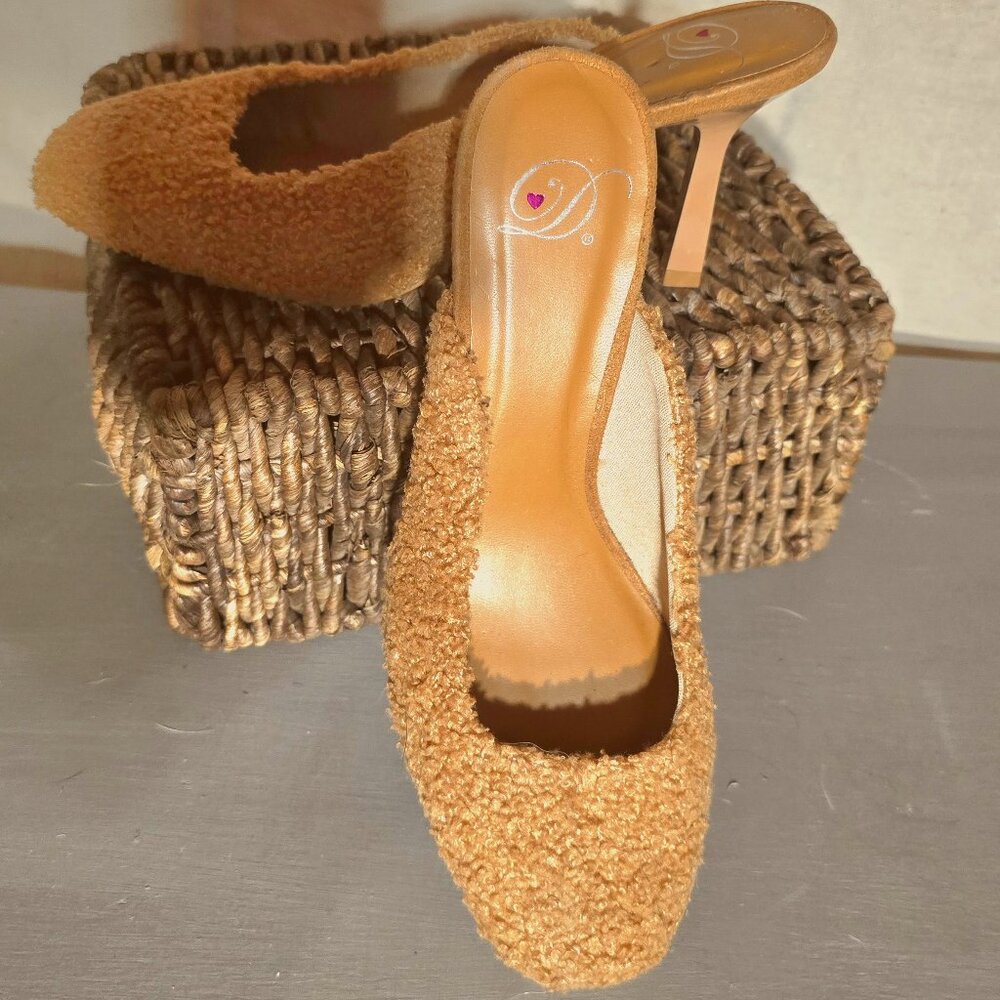Faux Fur Camel Kitten Heels